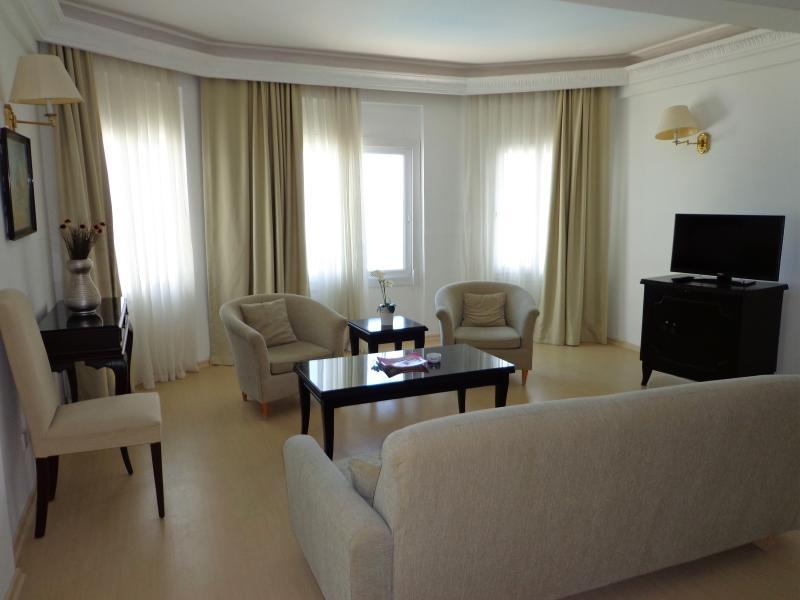Ada Beach Hotel Karavas  Zewnętrze zdjęcie